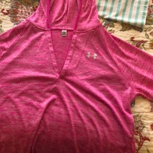 Under Armor hooded long sleeve dri-fit